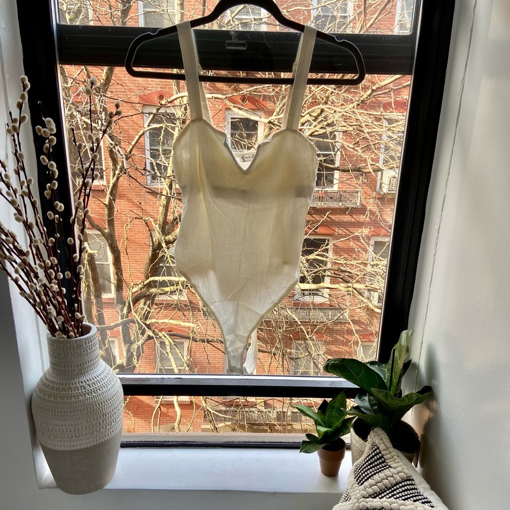 NWOT Free People Pippa V-wire Bodysuit - Picture 4 of 9